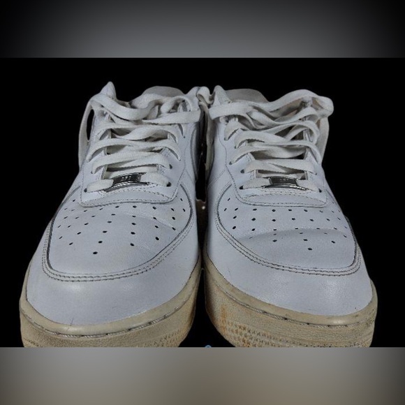 Nike Air Force 1, Mens 11, White Sneakers - Picture 5 of 6